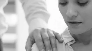 Pluxee -  насилието над жени на работното място