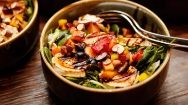 Ястие в купичка с две вилици